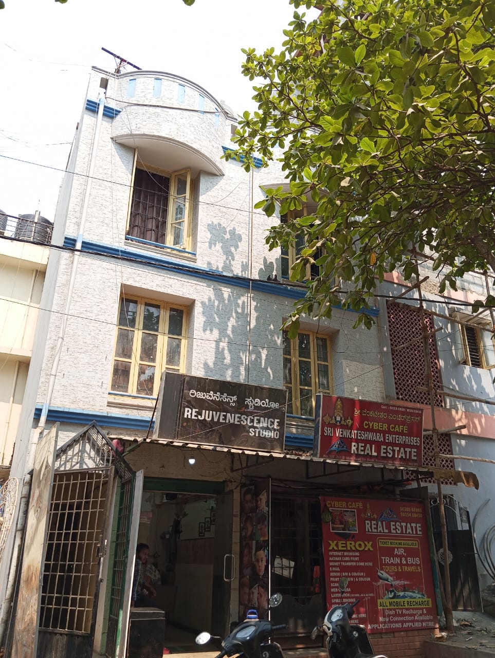 Semi commercial Building For Sale In Koramangala.